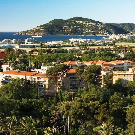 Aparthotel Inter-hotel Les Agapanthes De L'esterel 3*